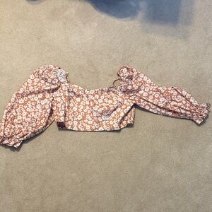 SHEIN Floral Puff Sleeve Blouse in Brown